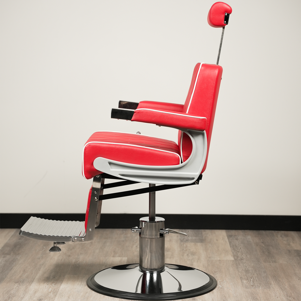 Belfast Barber Chair Red