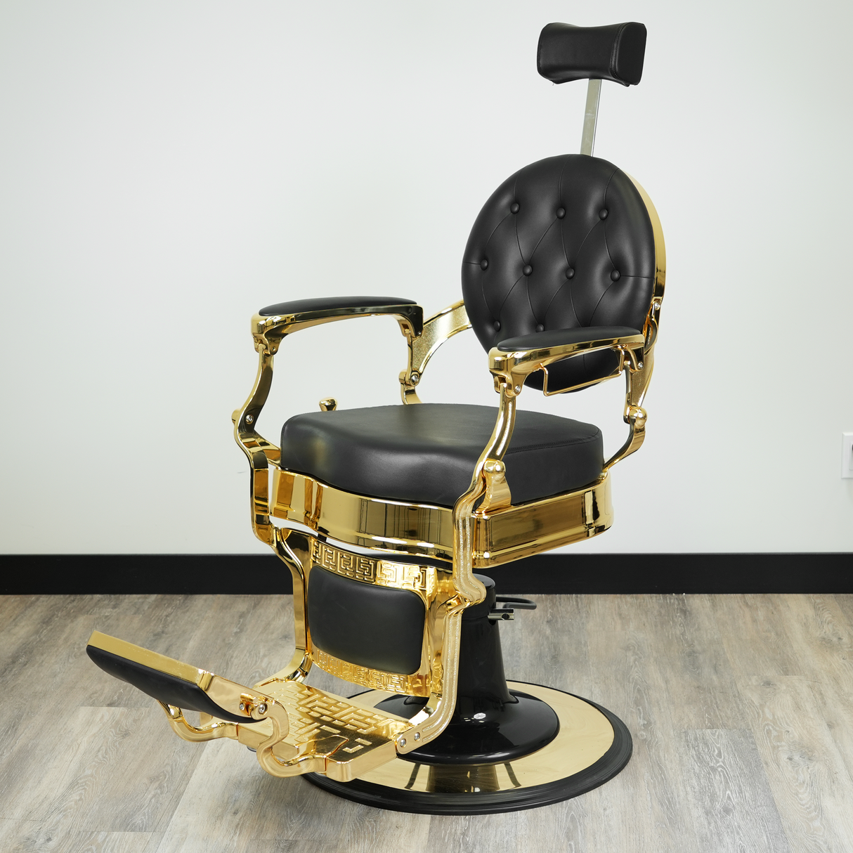 Luxor Barber Chair Gold