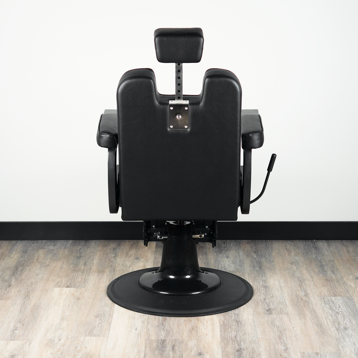 Cedrus Barber Chair - Black