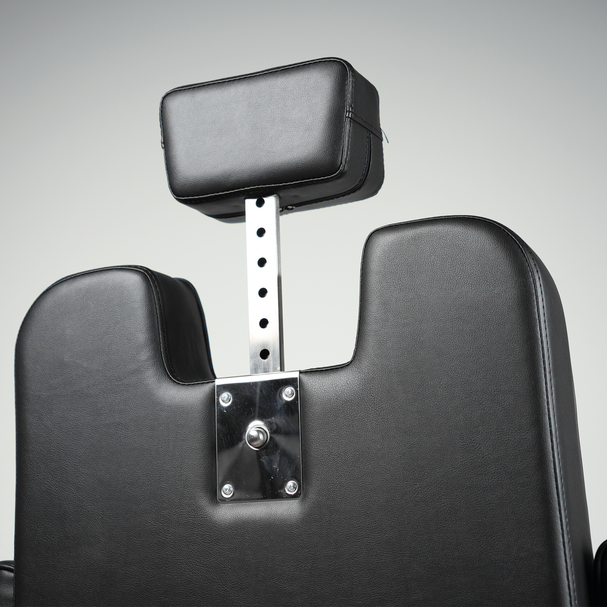 Cedrus Barber Chair - Black