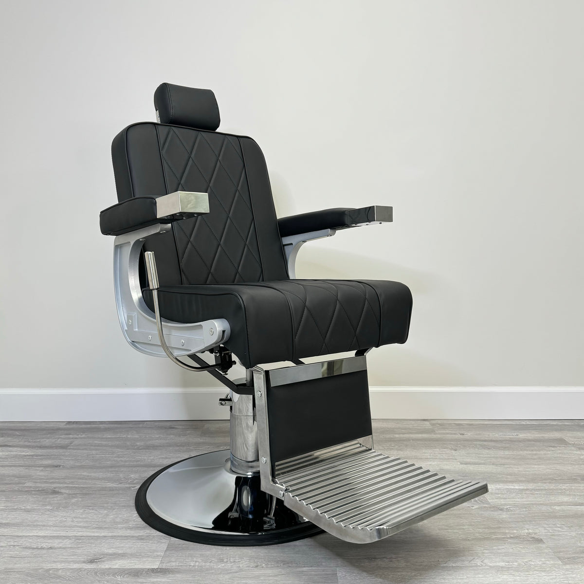 Tangier Titan Barber Chair – Empire Shop