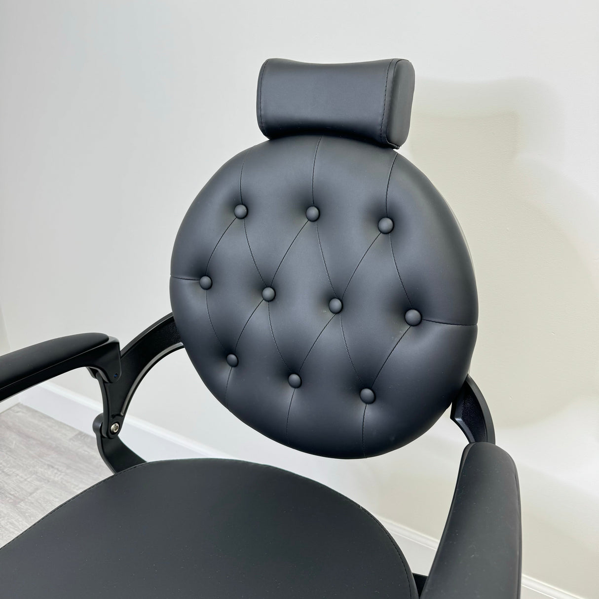 Sultan Barber Chair - Black