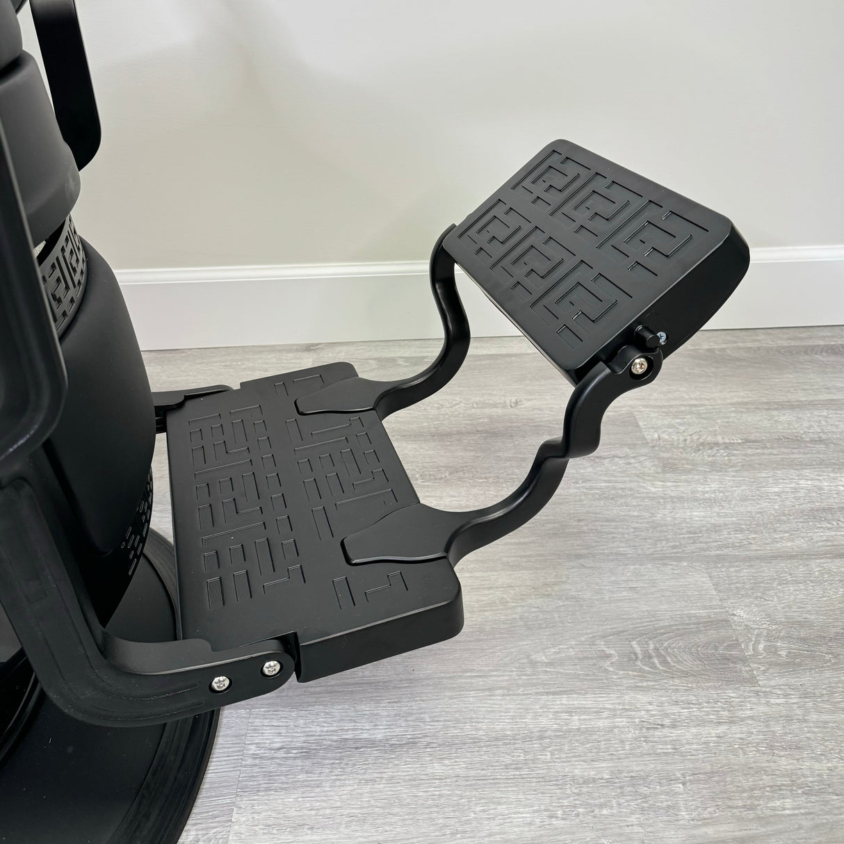 Sultan Barber Chair - Black
