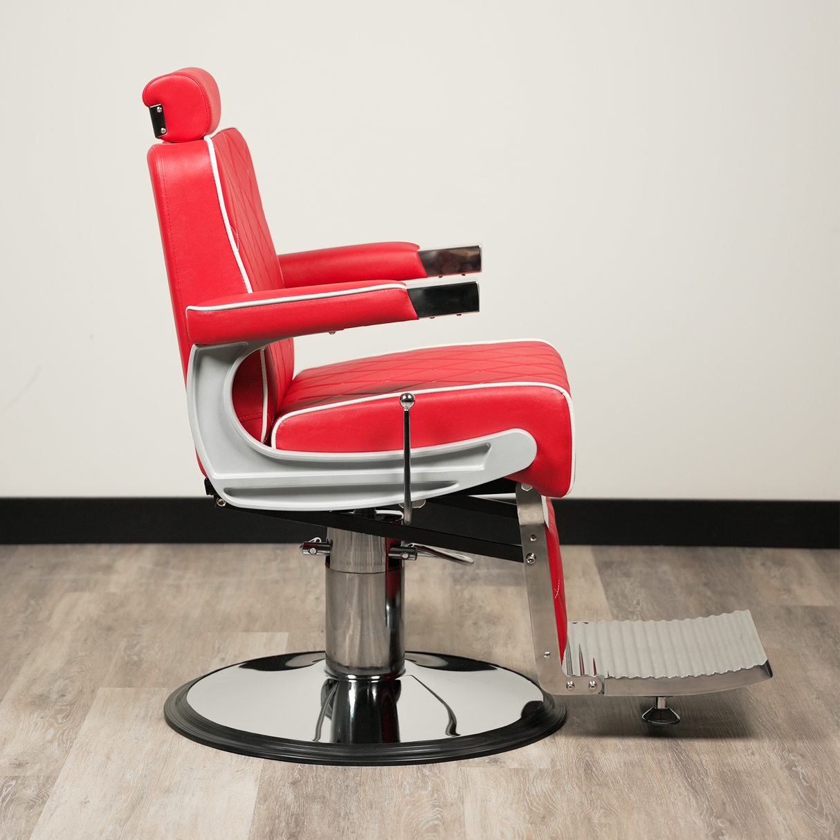 Belfast Barber Chair Red
