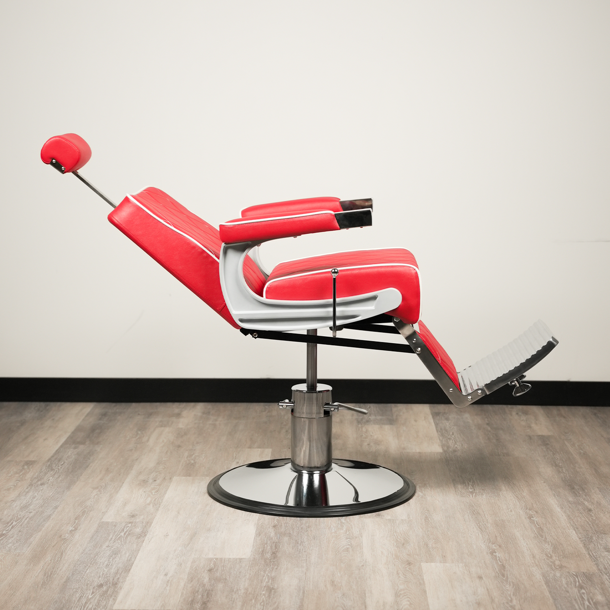 Belfast Barber Chair Red