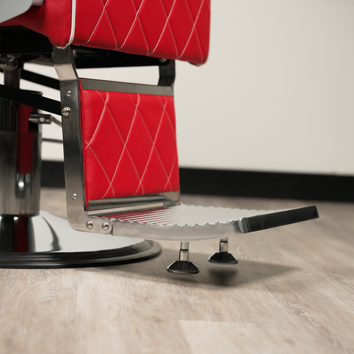 Belfast Barber Chair Red