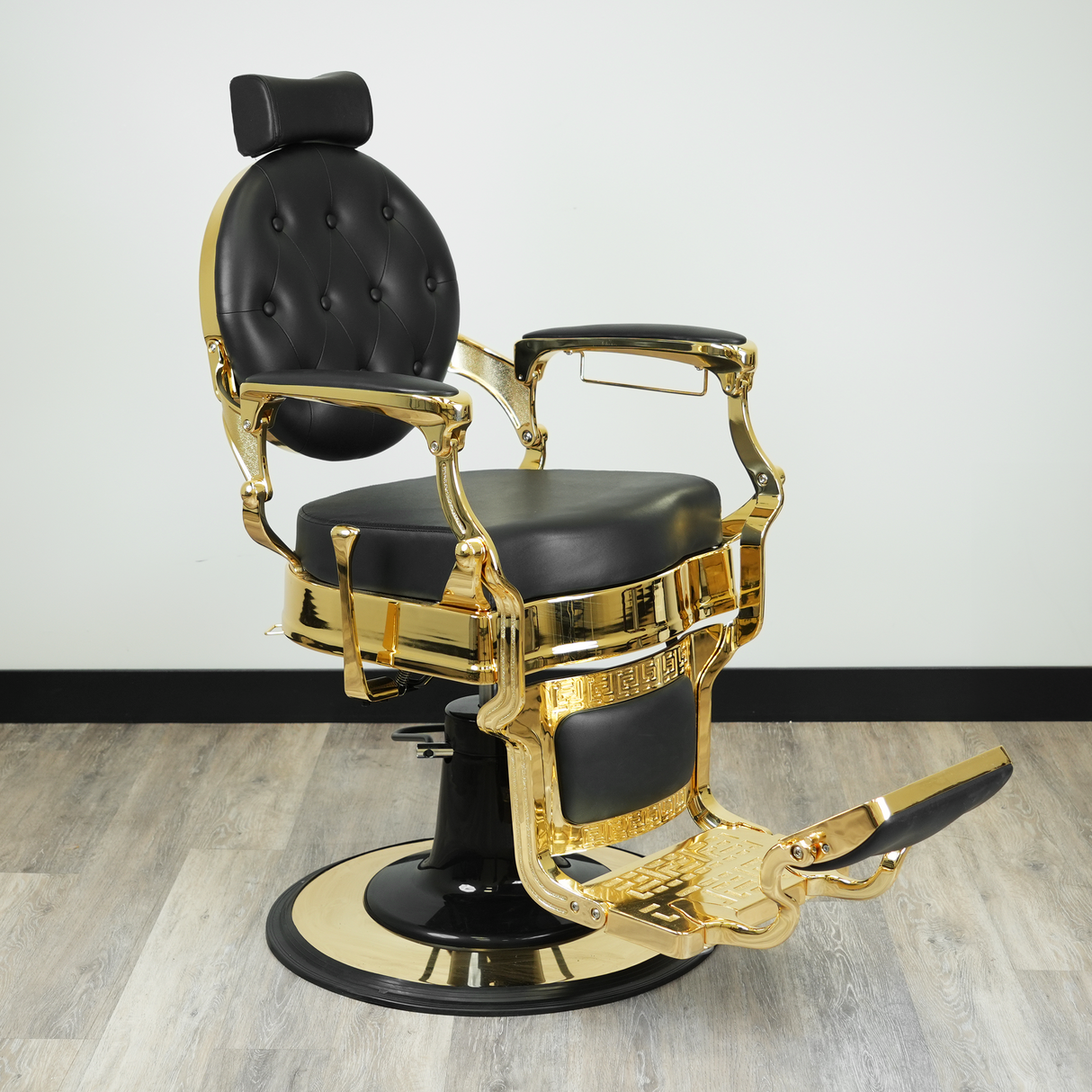 Luxor Barber Chair Gold