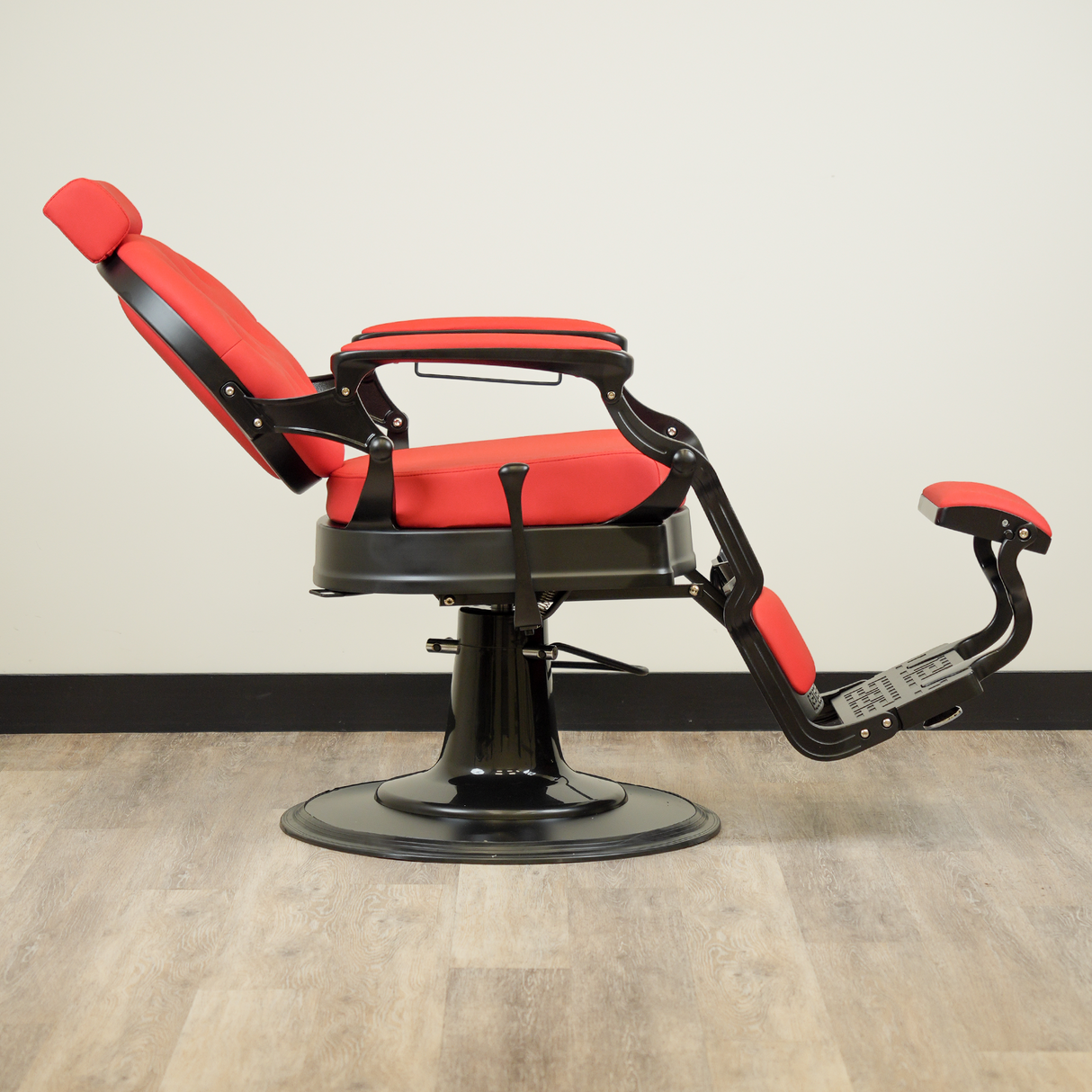 Sultan Barber Chair - Red