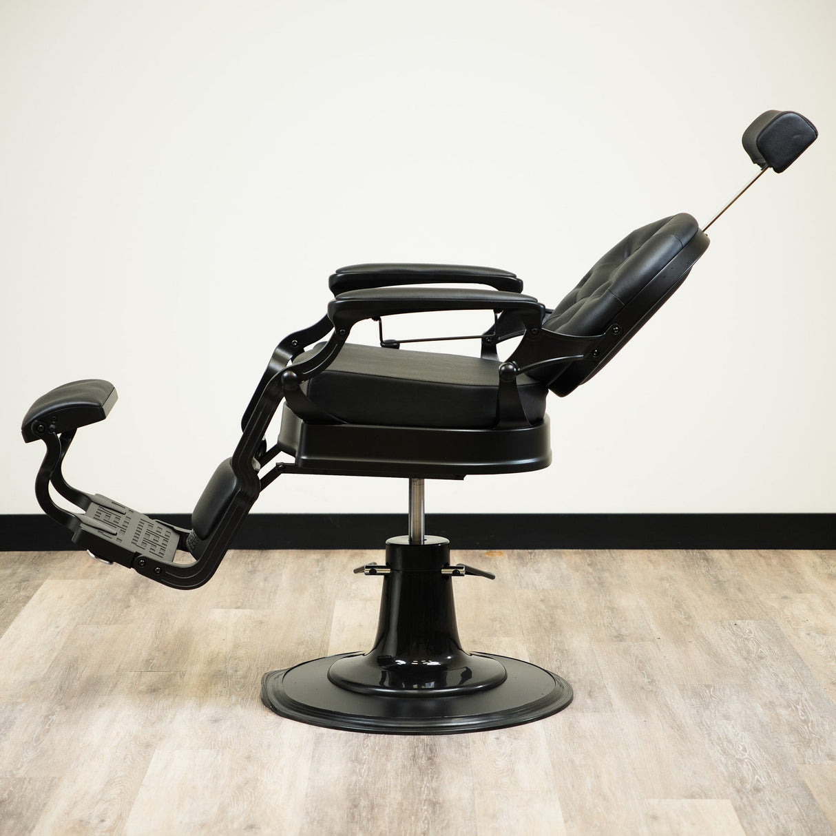 Sultan Barber Chair - Black