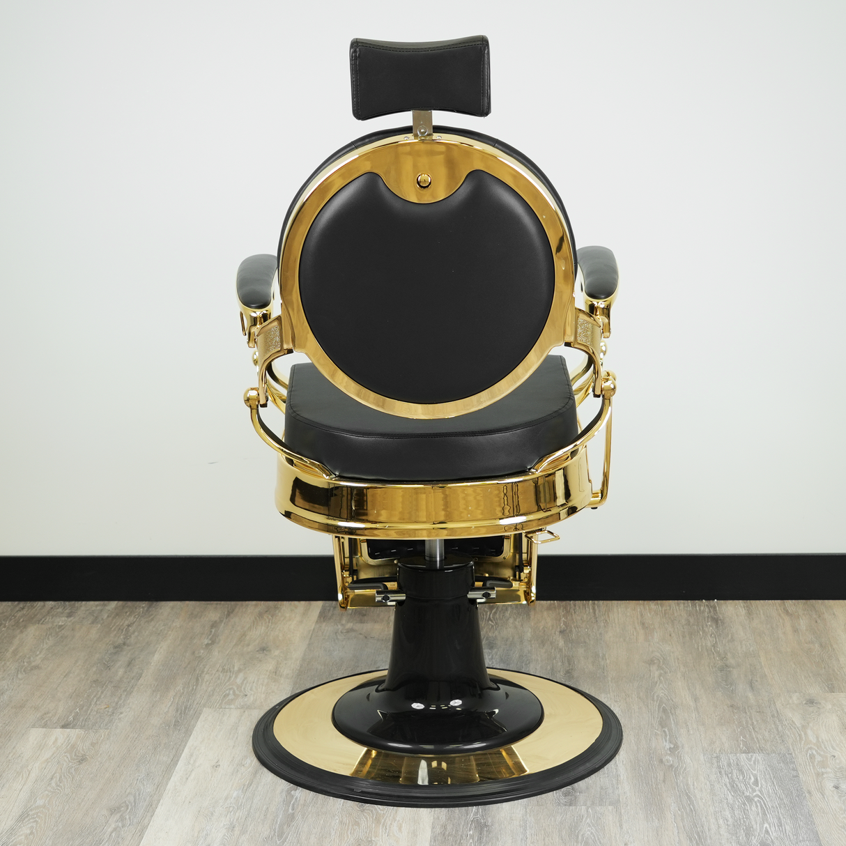 Luxor Barber Chair Gold